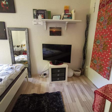 Cosy Room In Our Apartment Berlin Exterior photo